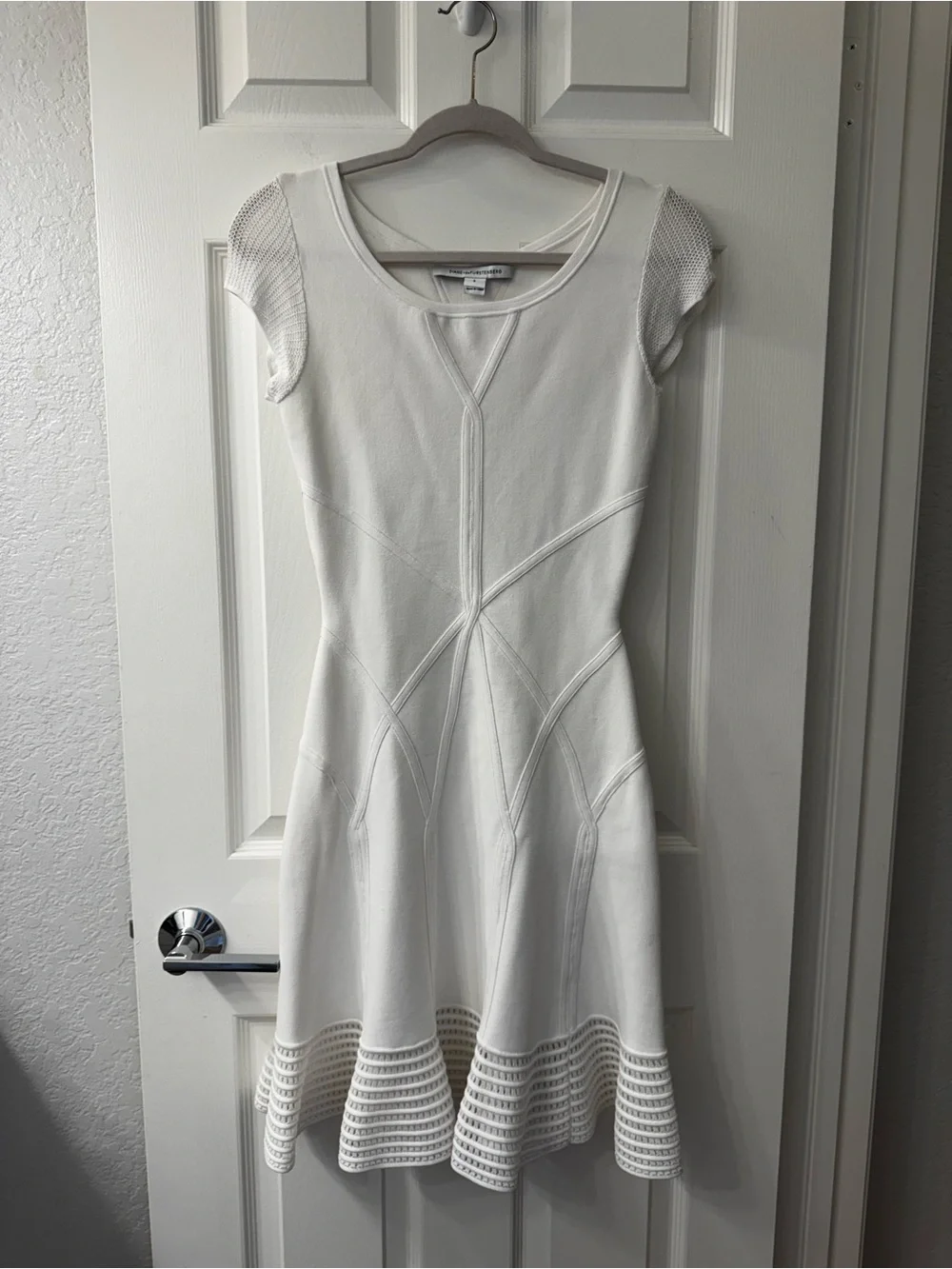 DVF White Knit Fit & Flare Dress Cap Sleeve Mini Dress Sz S